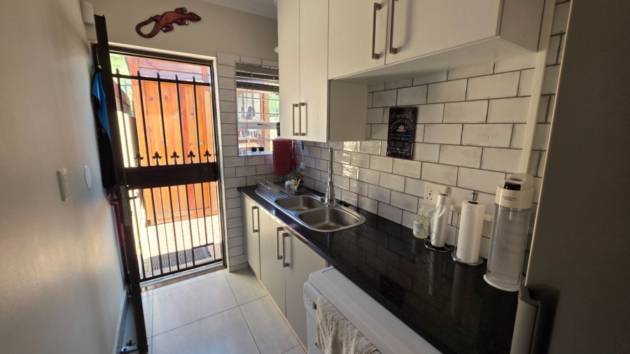 3 Bedroom Property for Sale in Island View Western Cape